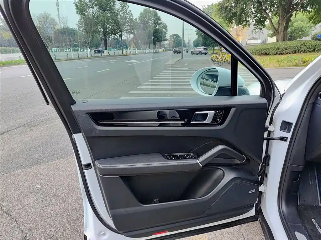 Porsche Cayenne 2018 Cayenne 3.0T фото 6