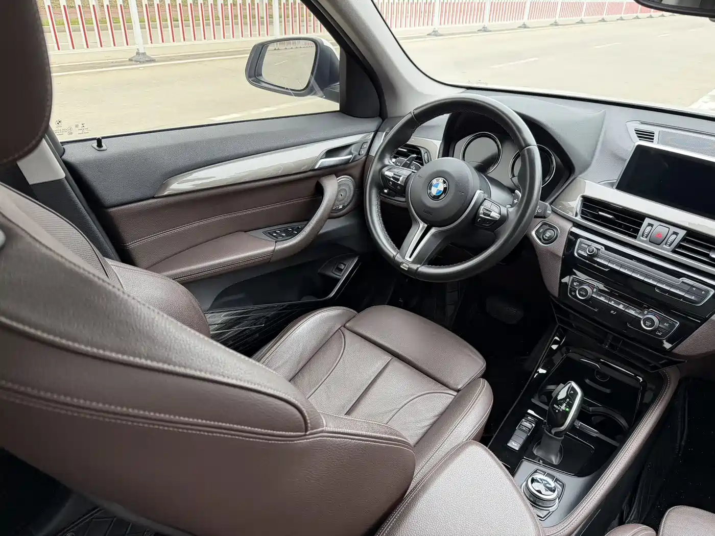 BMW X1 2019 xDrive20Li Premium Model фото 13