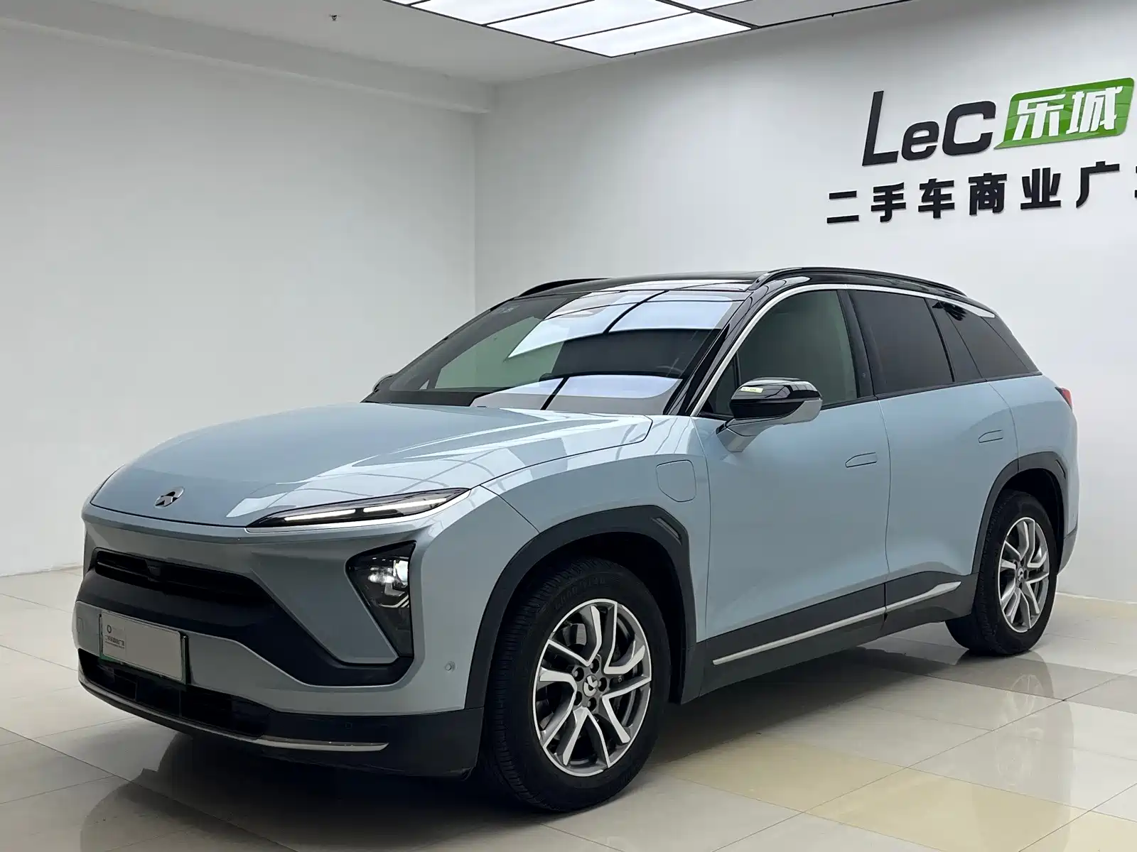 Фото 2 - NIO ES6