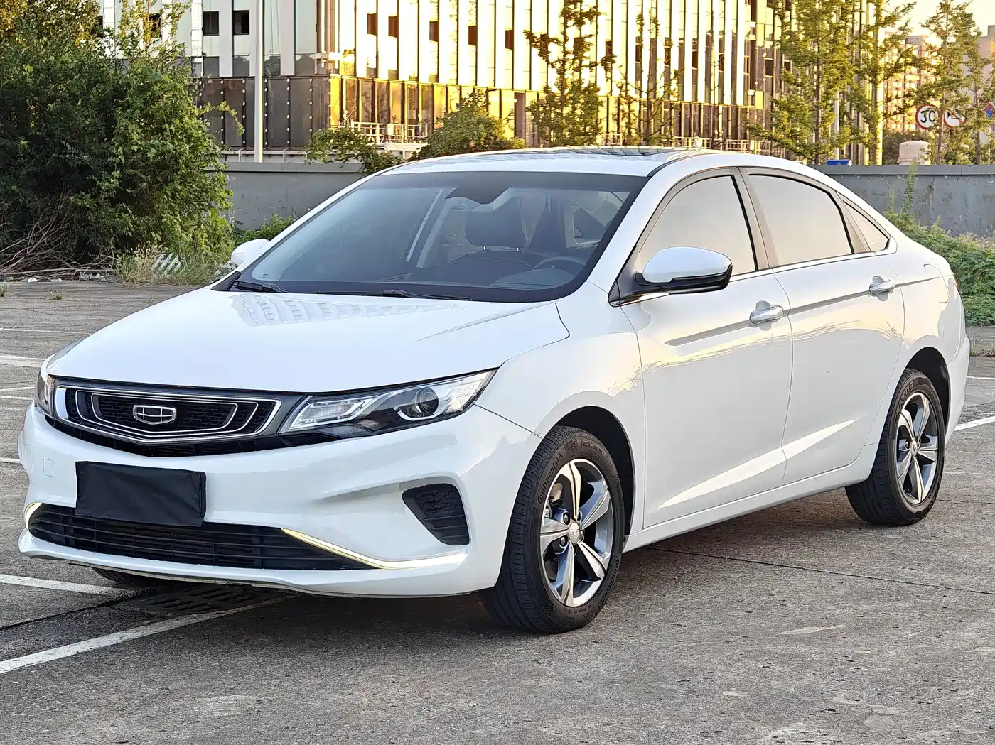 Geely Emgrand GL 2020 2019 1.4T CVT Elite Zhixiang Edition