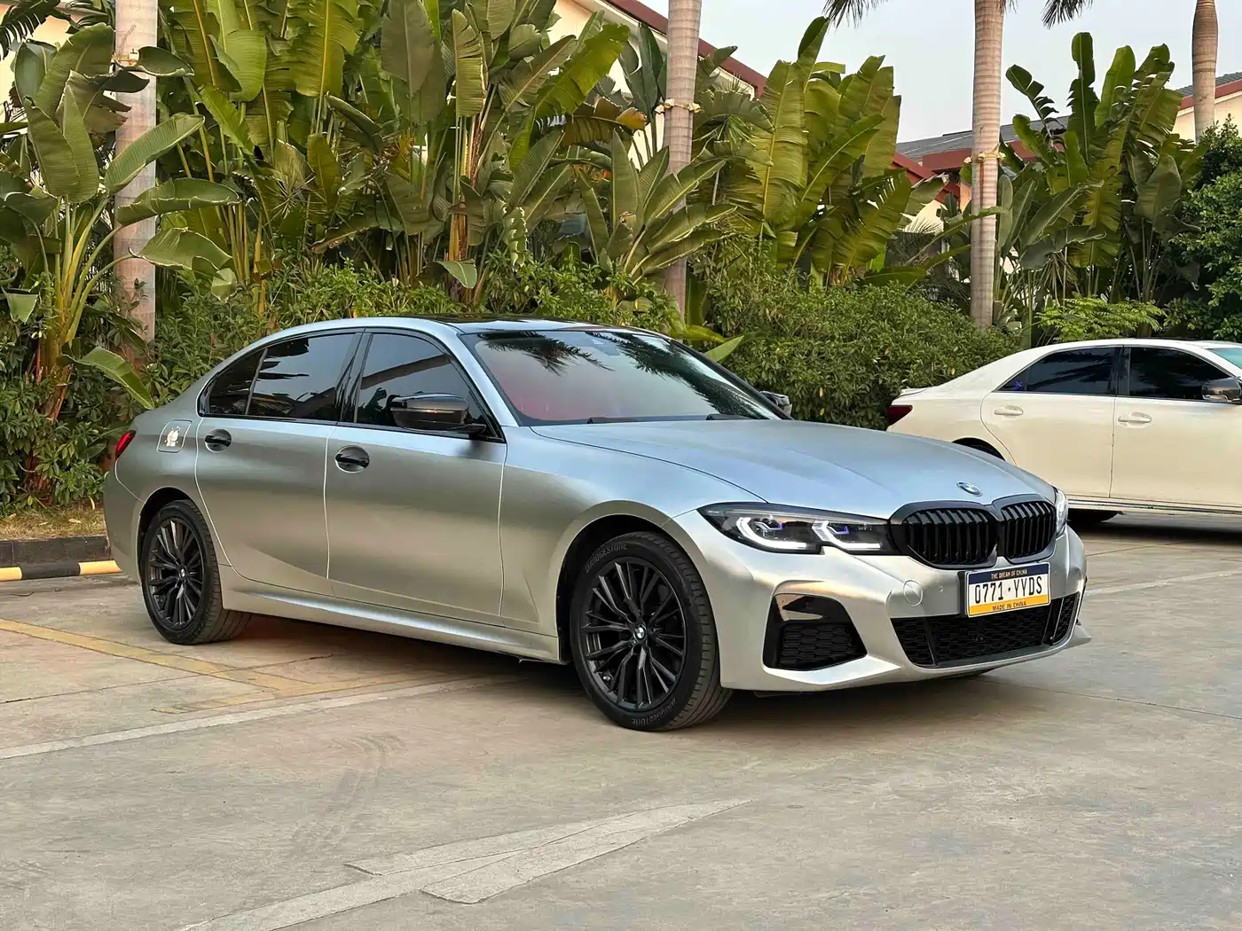 BMW 3 Series 2022 325Li M Sport Shadow Edition фото 3