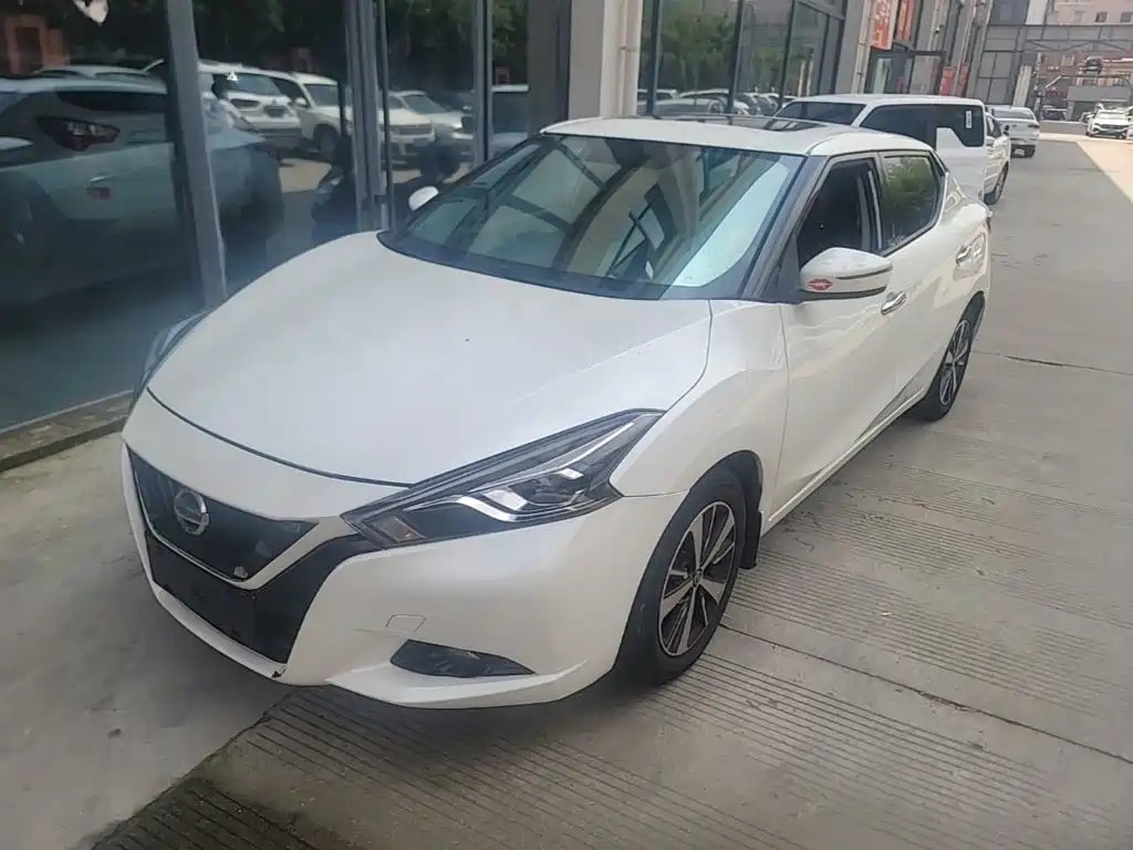 Nissan Bluebird 2016 1.6L CVT Cool Edition
