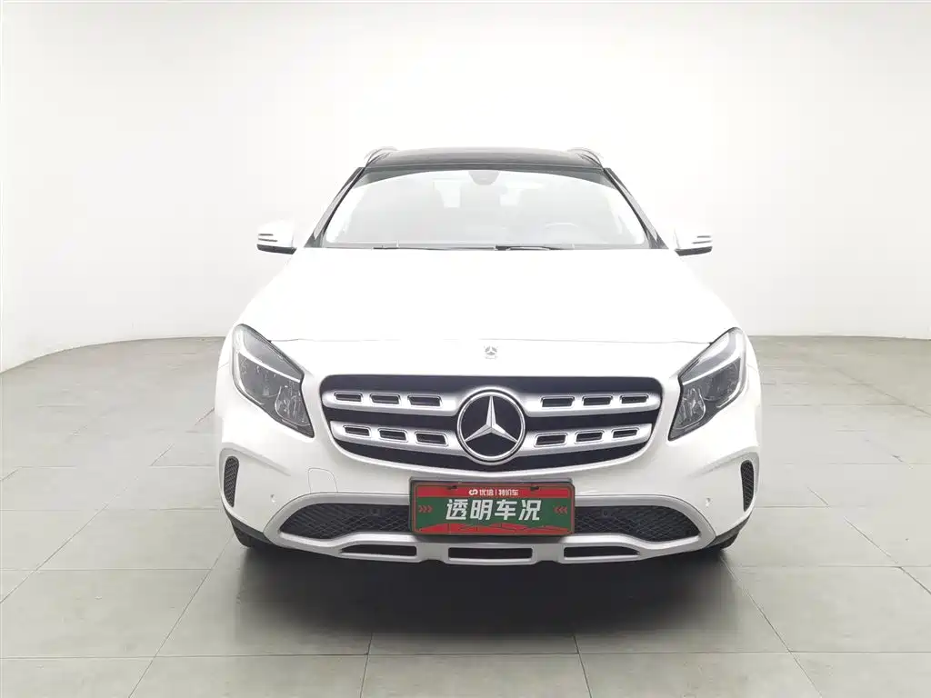 Mercedes-Benz GLA 2017 GLA 200 Dynamic фото 3