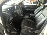 Фото 15 - Ford Kuga