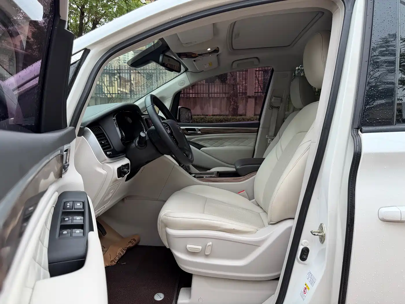 GAC Trumpchi Trumpchi M8 2018 320T Premium Edition фото 8