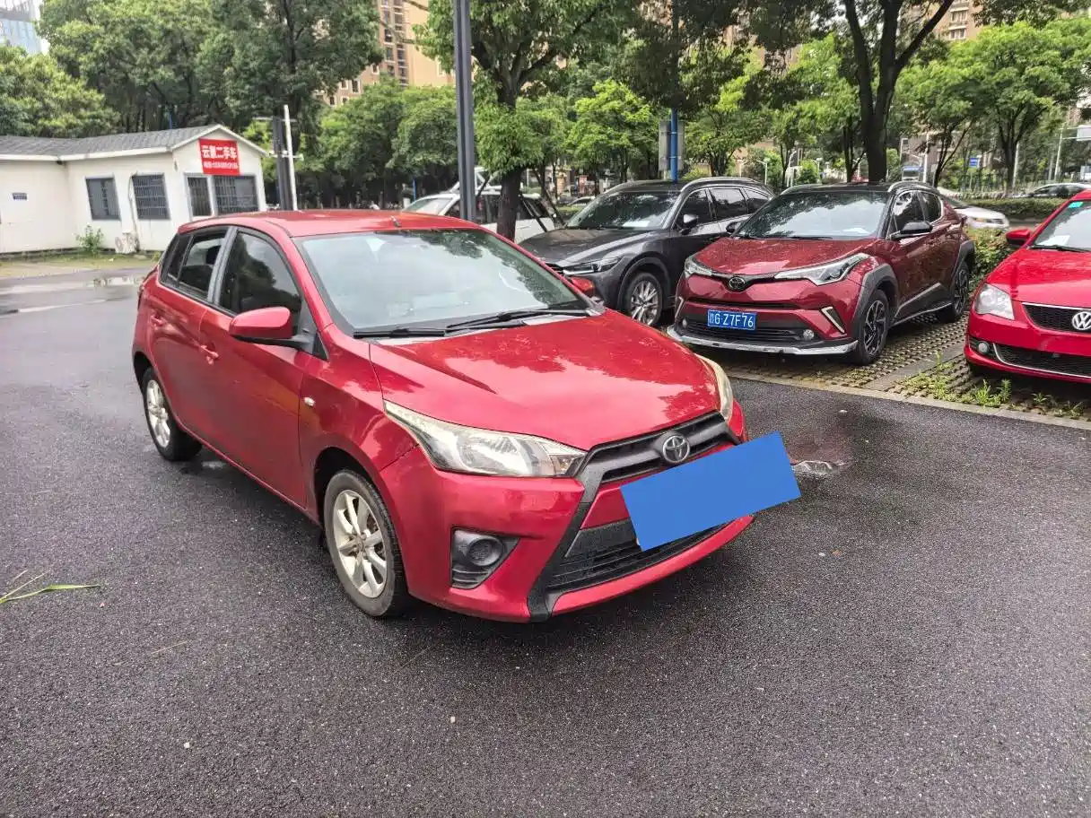 Toyota YARiS L Zhi Xuan 2014 2014 1.3E Automatic Charming Edition