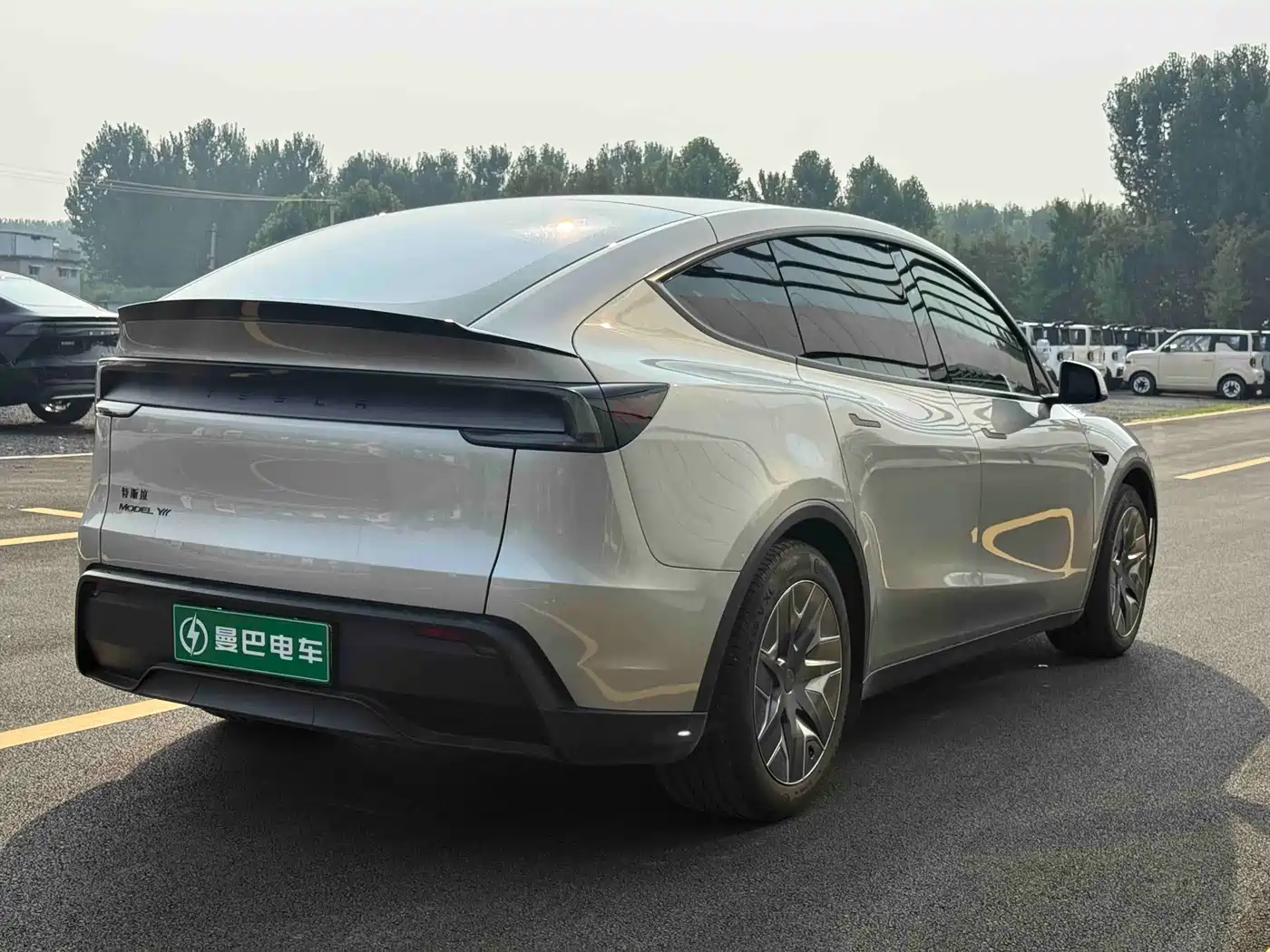 Tesla Model Y L 2025 2025 Facelift Long Range AWD