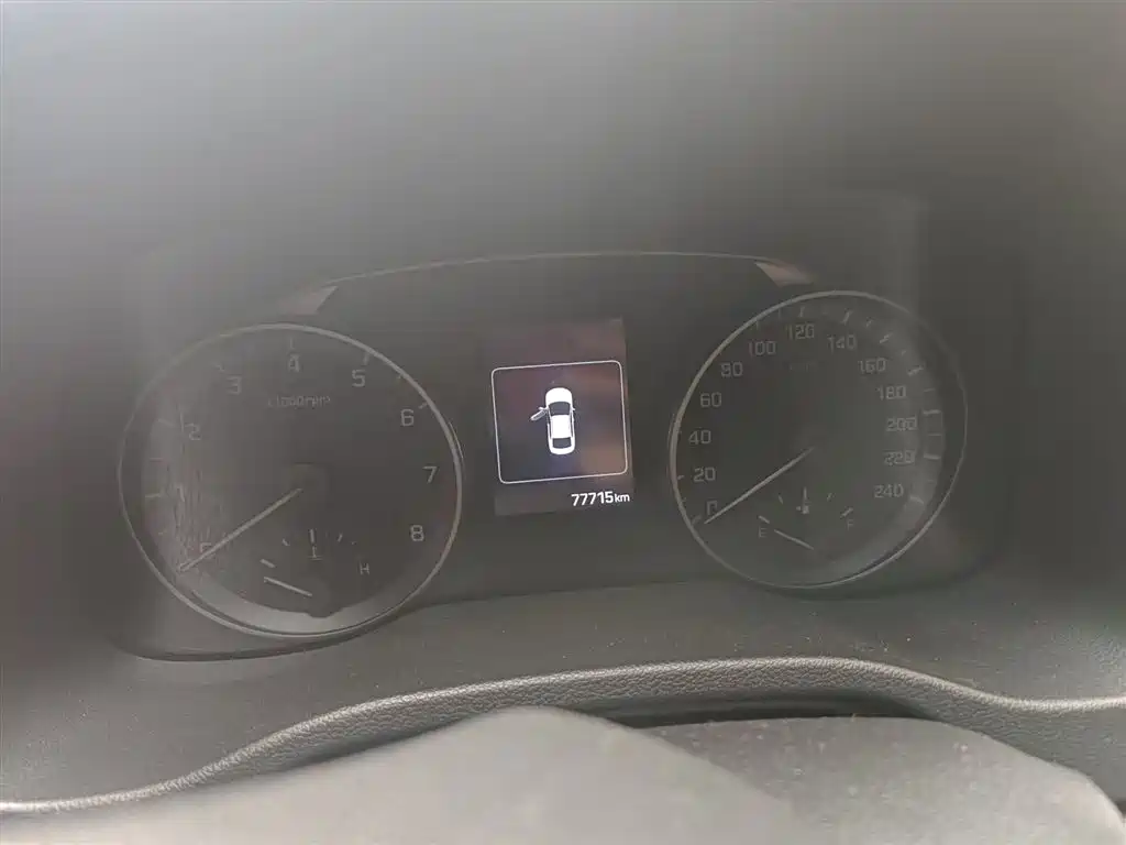 Hyundai Elantra 2018 1.6L Automatic 15th Anniversary Special Edition фото 12