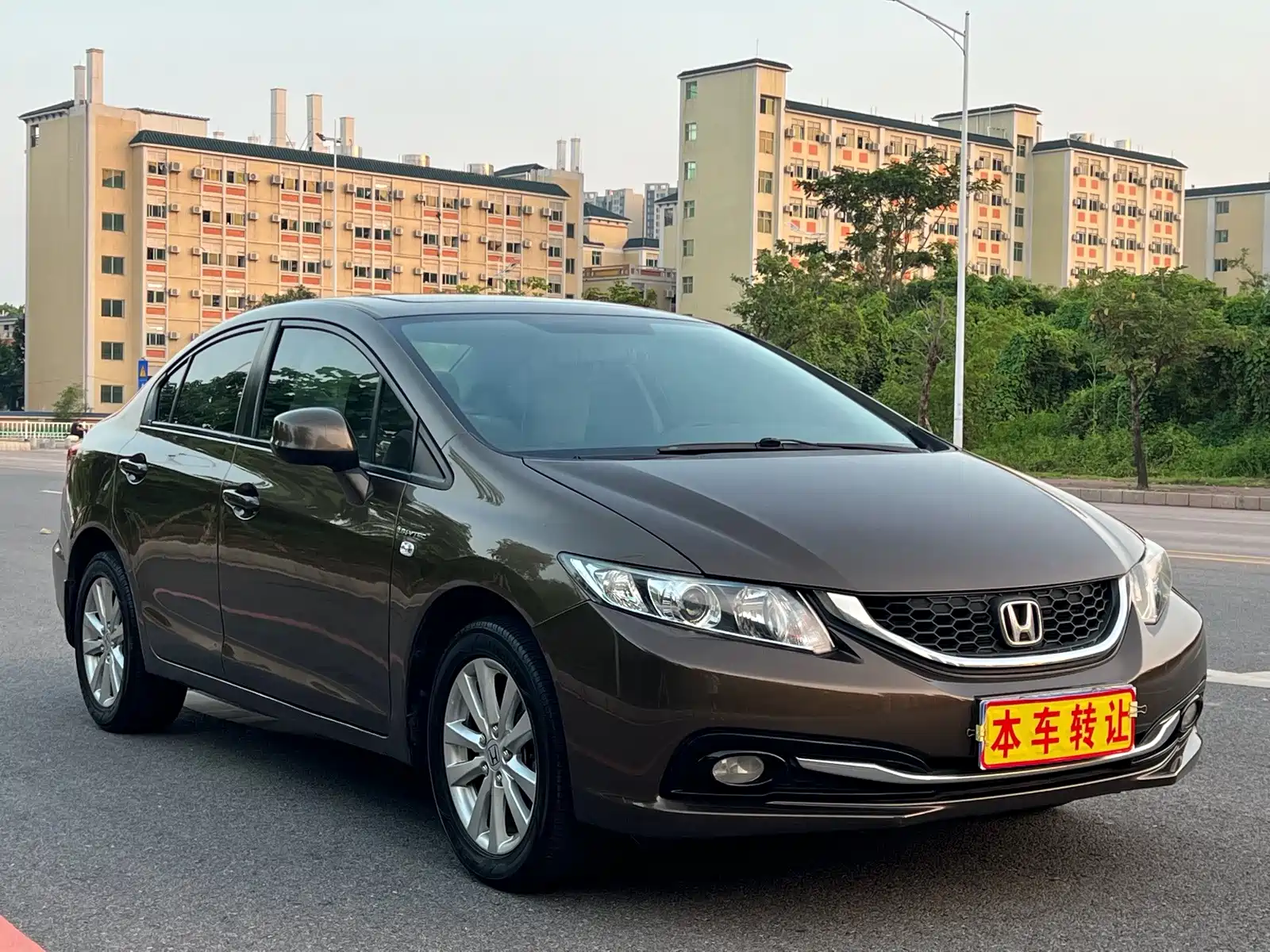 Фото 3 - Honda Civic
