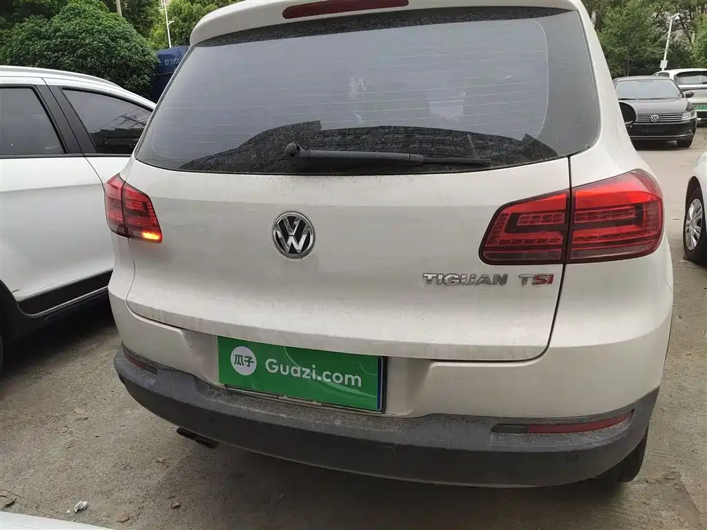 Volkswagen Tiguan 2013 1.8TSI Automatic 2WD Luxury Model фото 6