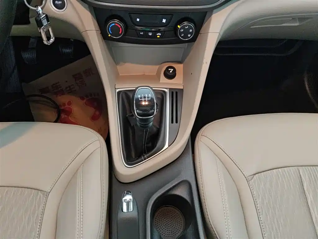 Buick Excelle 2016 15N Manual Elite фото 14