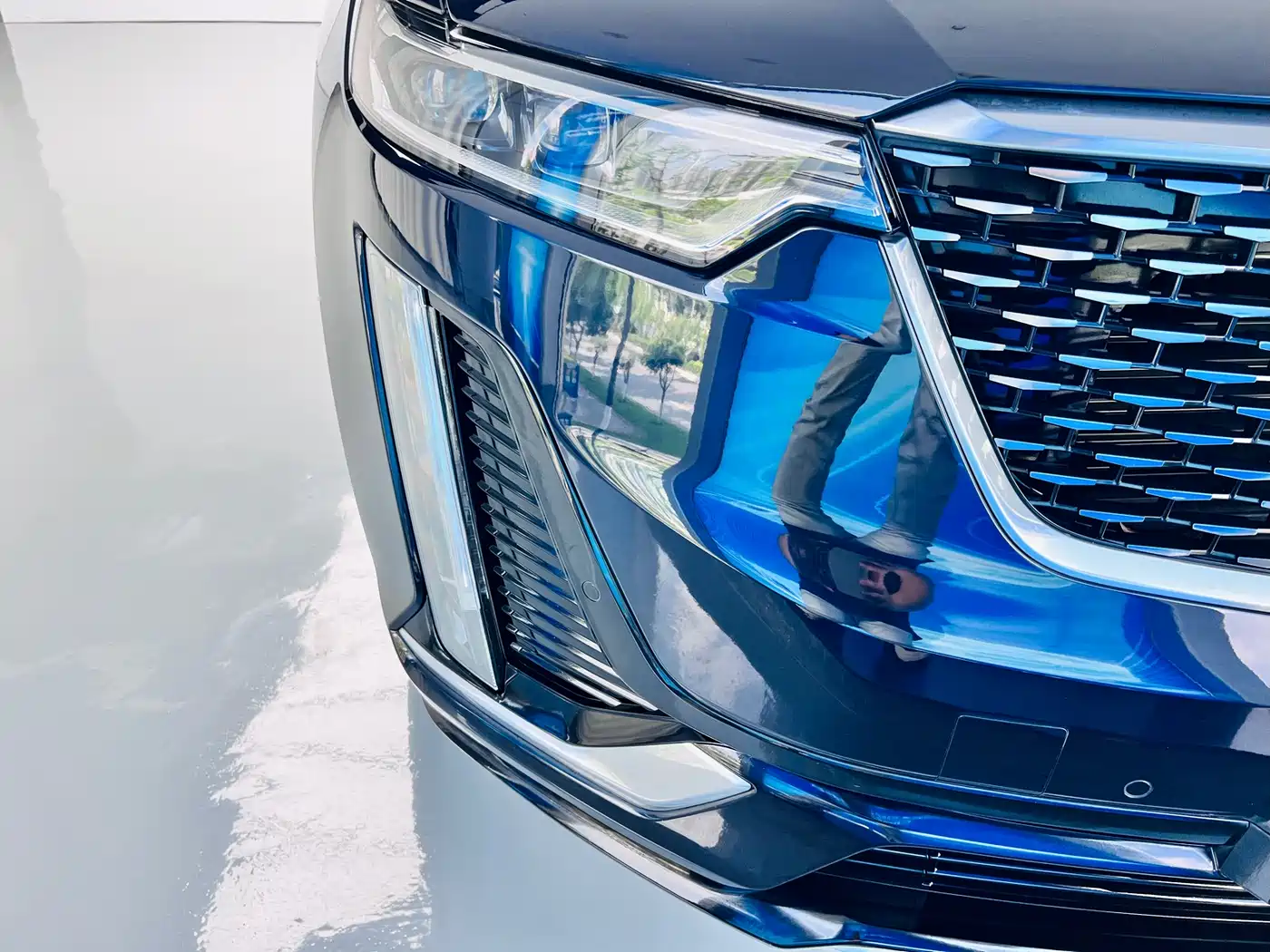 CADILLAC XT6