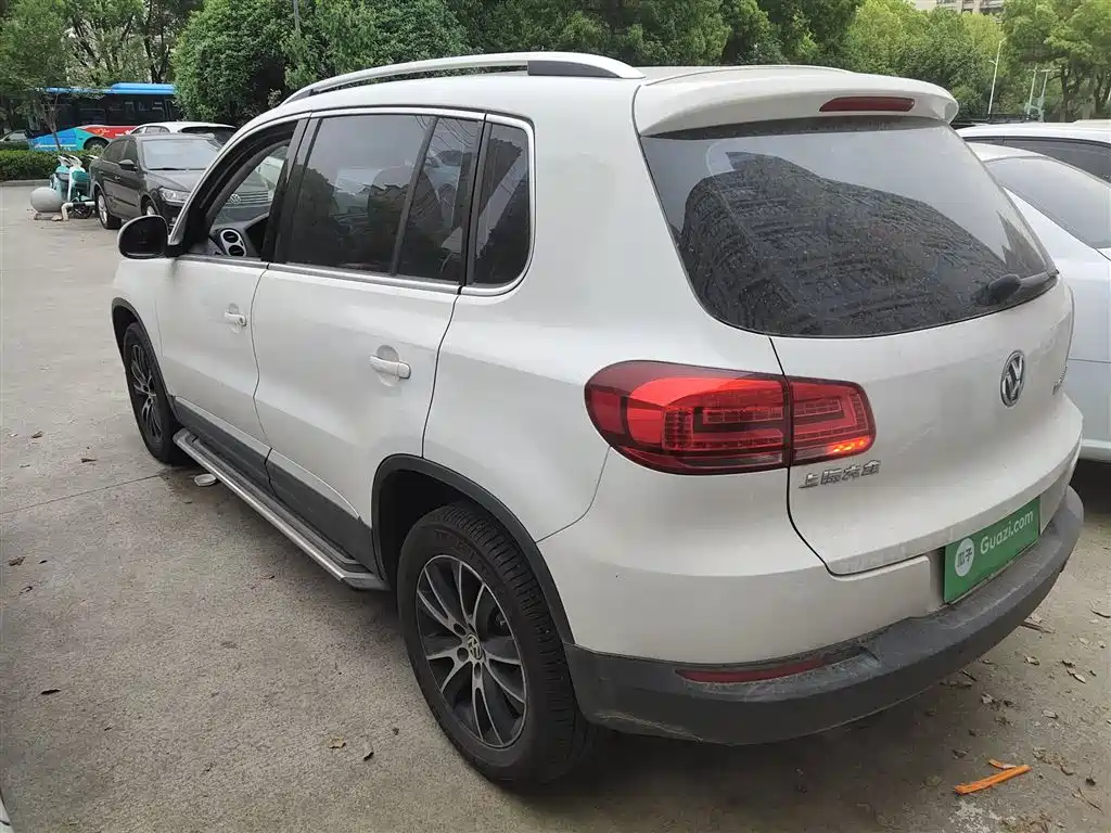 Volkswagen Tiguan 2013 1.8TSI Automatic 2WD Luxury Model фото 5