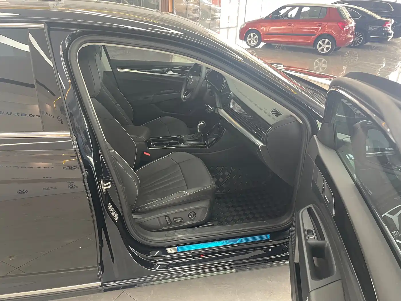 Volkswagen Passat 2024 Model 380TSI Starlight Elite фото 9
