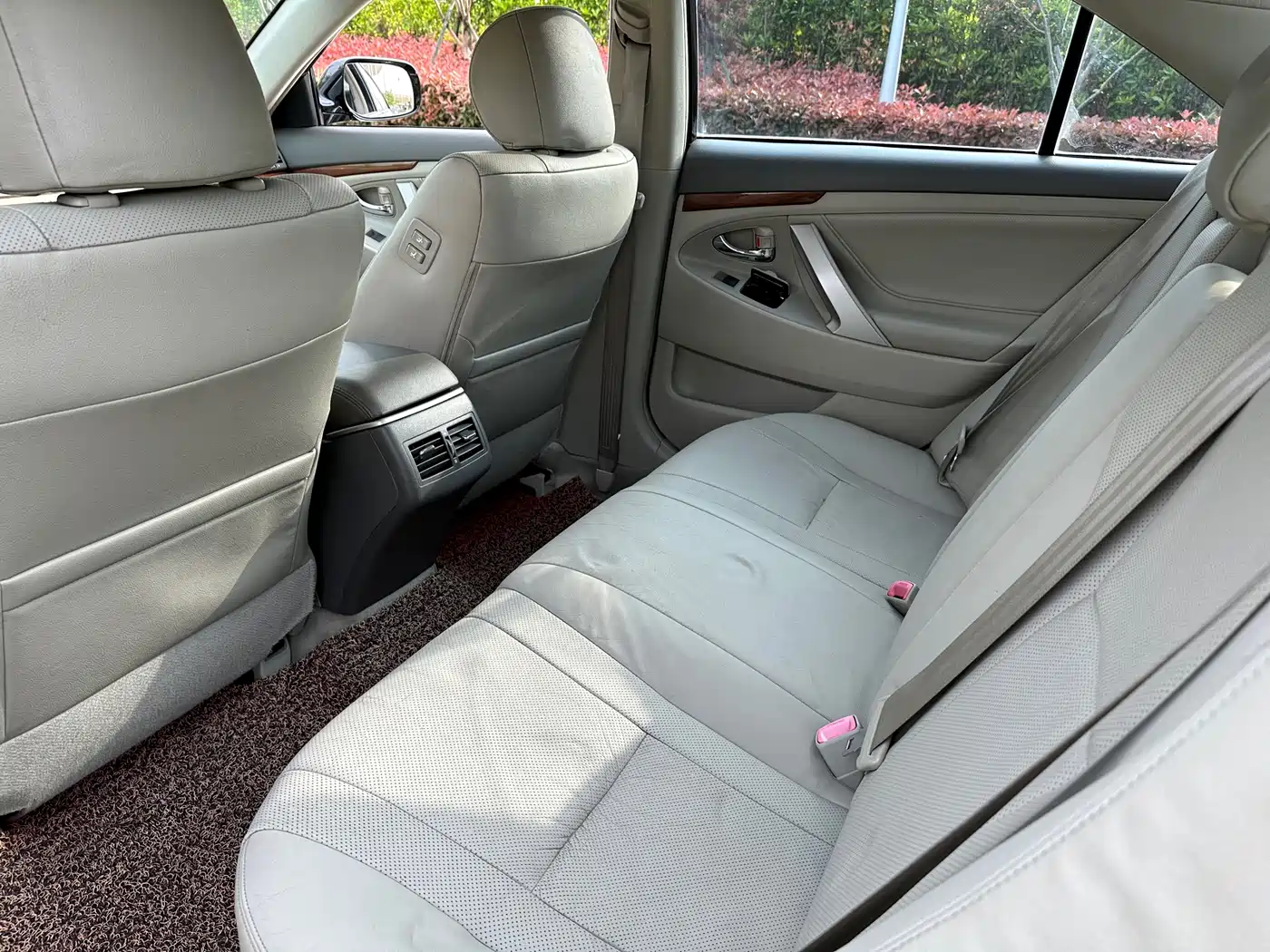 Toyota Camry 2013 200G Classic Luxury Edition фото 10
