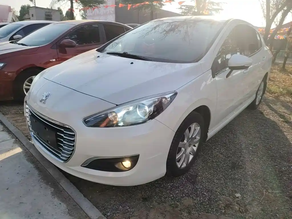 صورة 2 - Peugeot 308