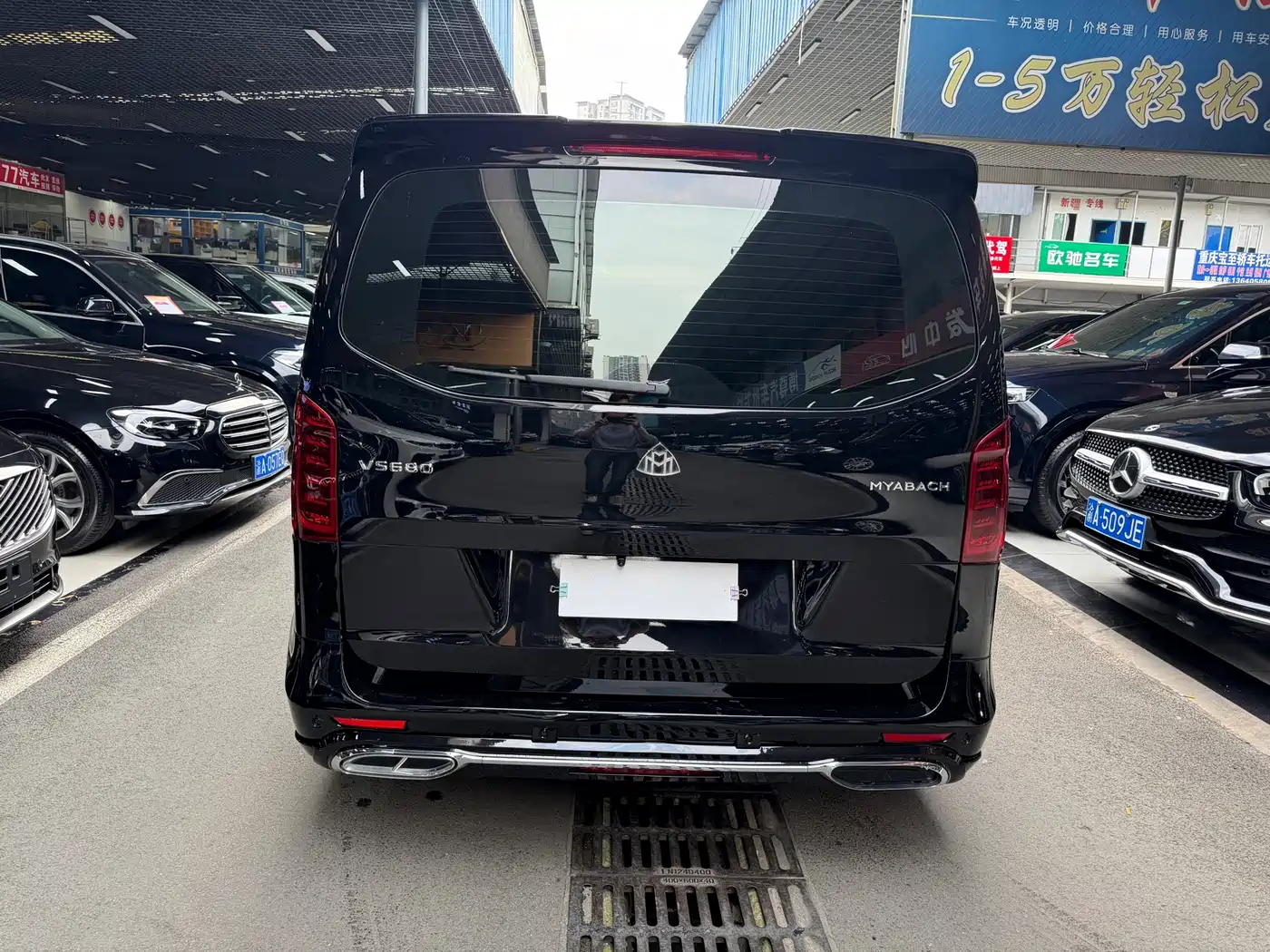 Mercedes-Benz Vito 2023 2.0T Elite 7-Seater фото 7