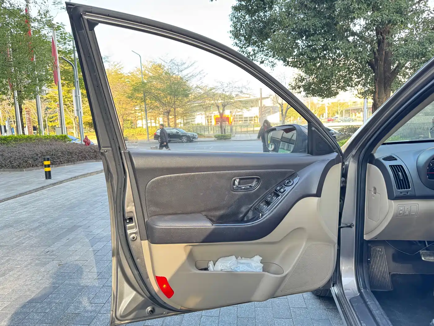 Hyundai Elantra 2011 1.6L Automatic Comfort фото 10