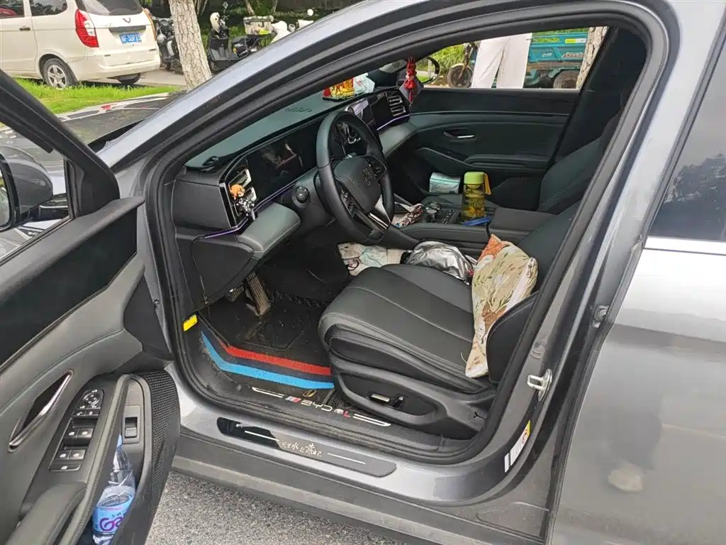 BYD Qin L 2024 DM-i 120KM Leading фото 14