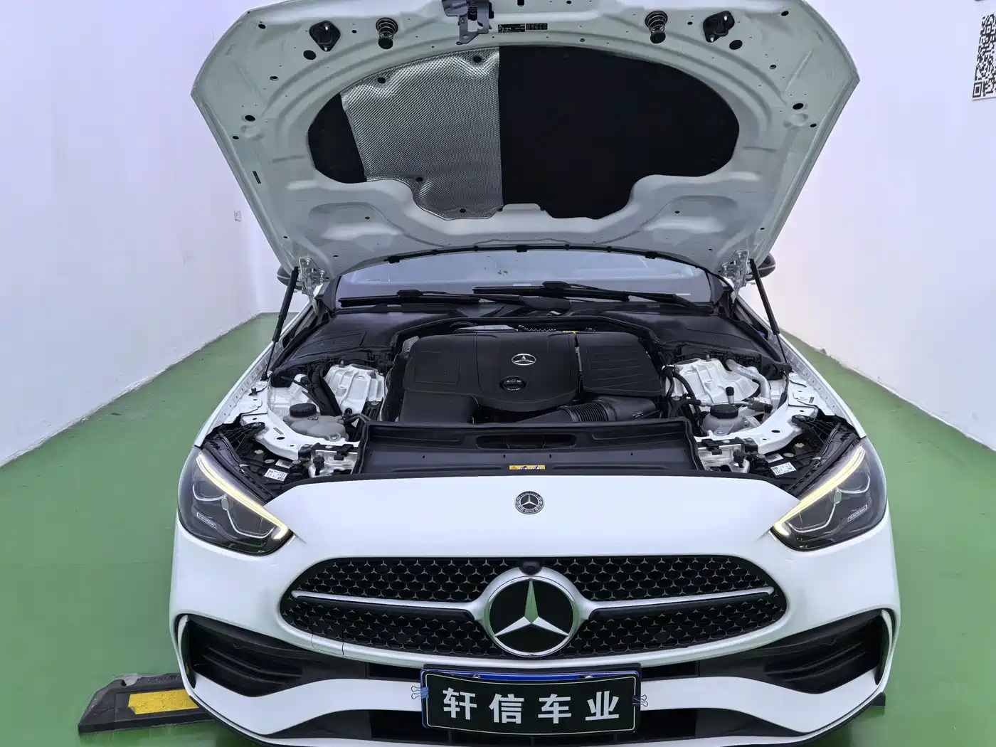 Mercedes-Benz C-Class 2022 C 200 L Sport Version фото 4