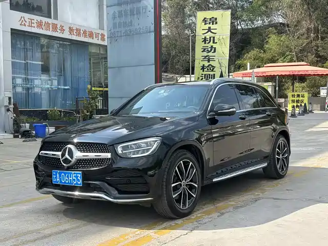 MERCEDES-BENZ GLC