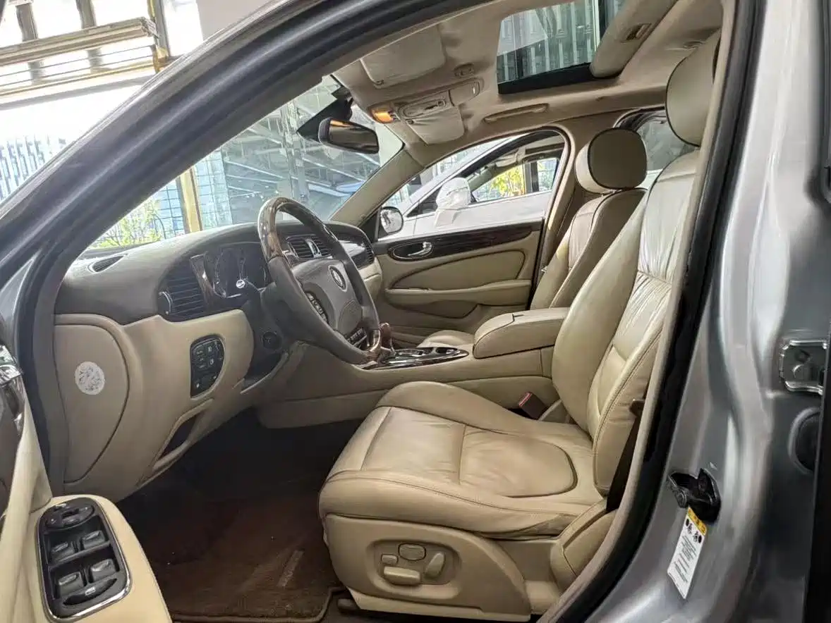 Jaguar XJ 2007 Model XJ6L 3.0 Royal Long Wheelbase фото 4