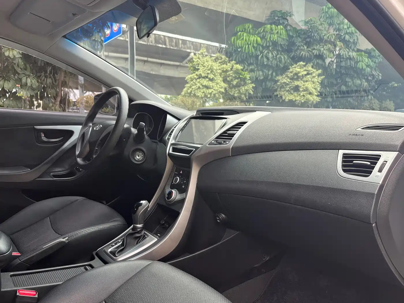 Hyundai Langdong 2018 2016 1.6L Automatic Smart Edition