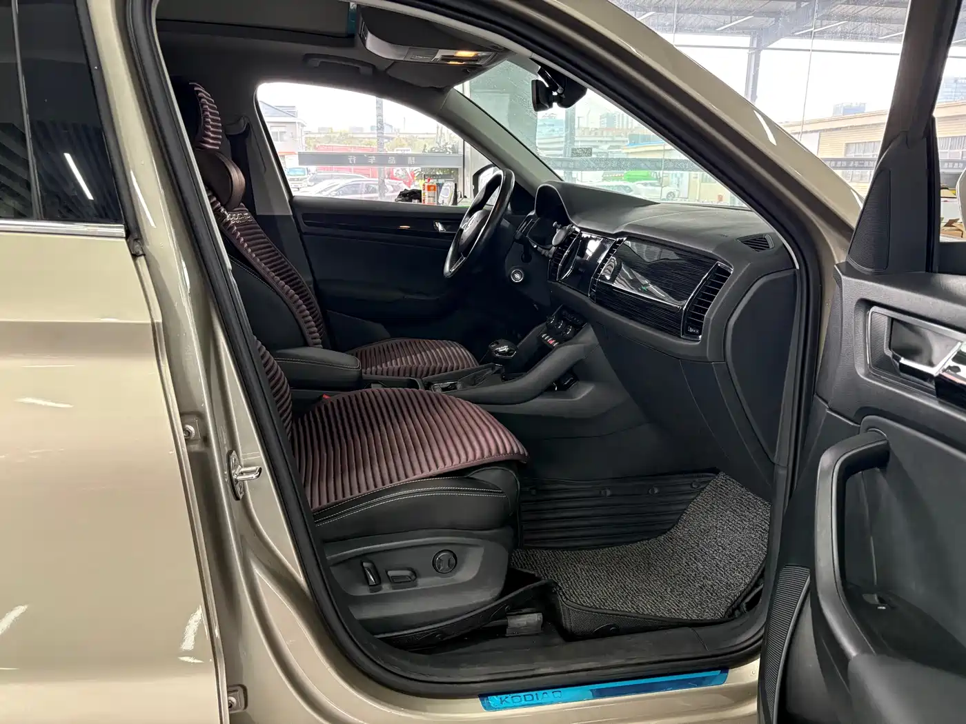 Škoda Kodiaq 2018 Facelift TSI330 5-seat 2WD Premium Luxury Edition фото 9