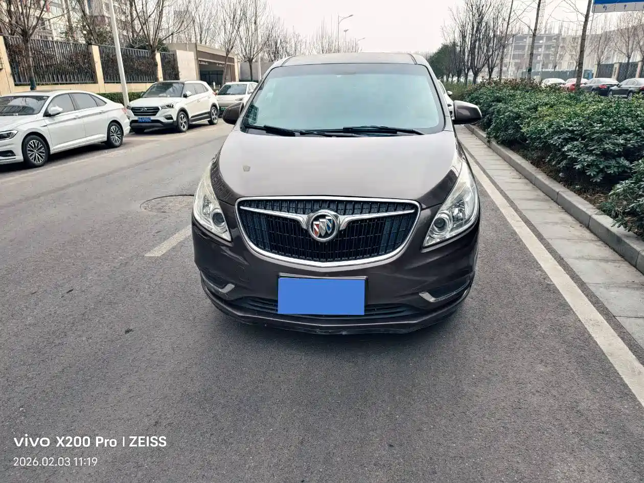 Buick GL8 2017 25S Comfort China V фото 3