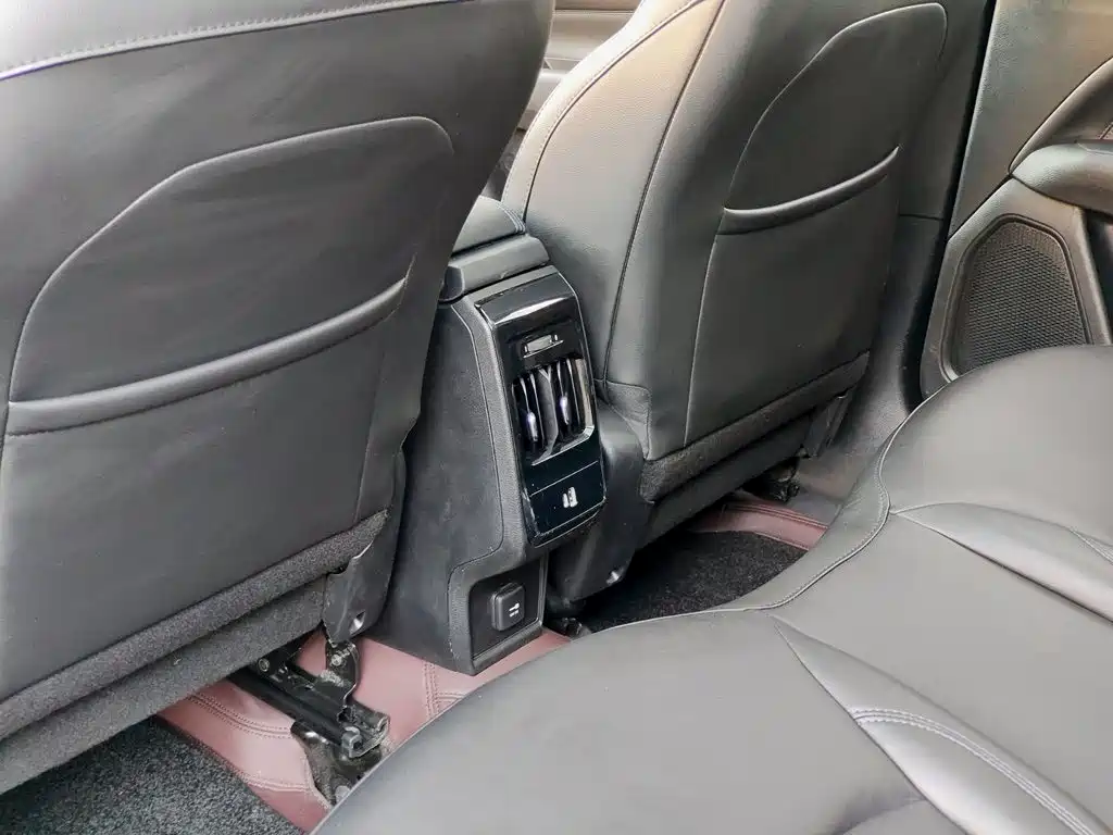 Фото 9 - Jeep Compass