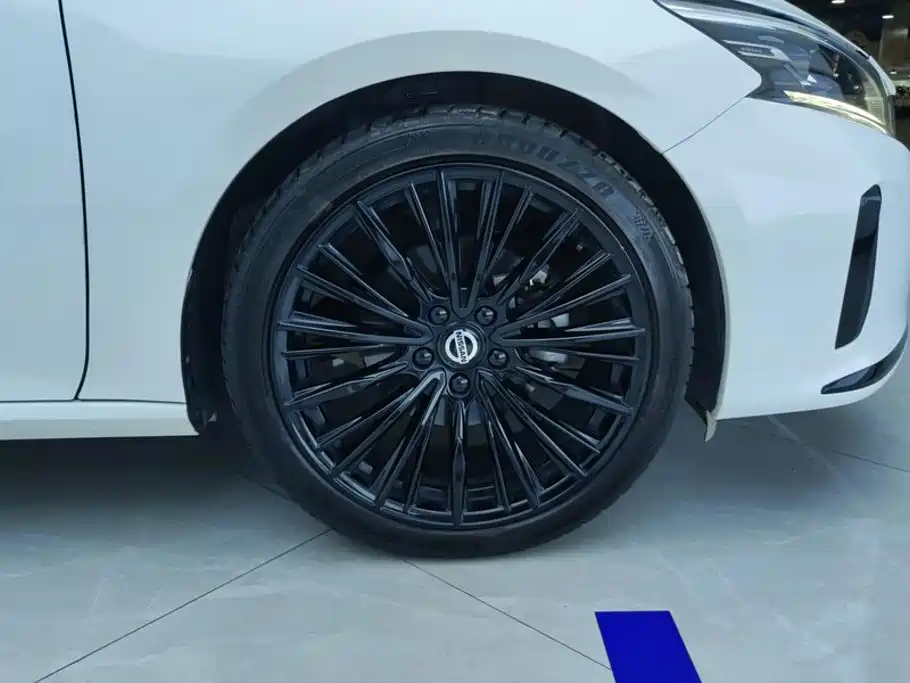 Nissan Teana 2025 2022 2.0L XL-Upr Premium Edition