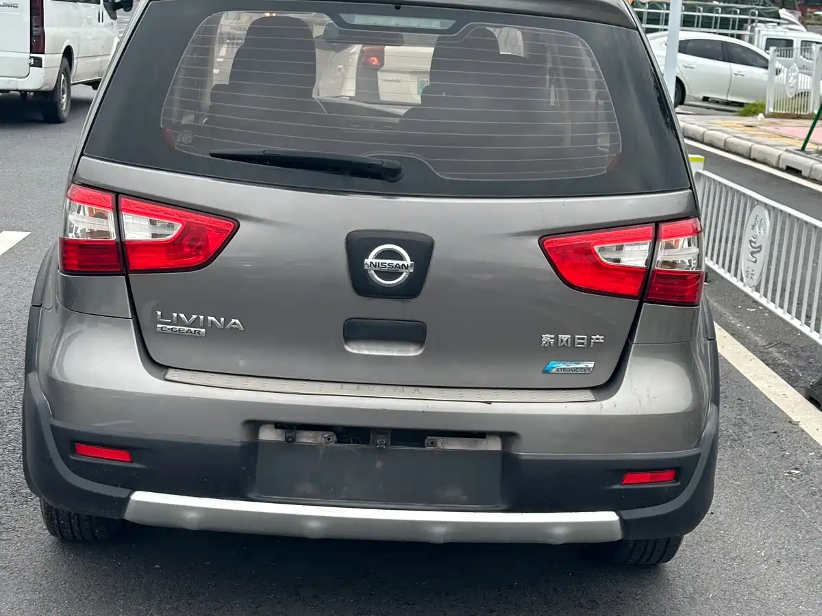 Фото 5 - Nissan Livina