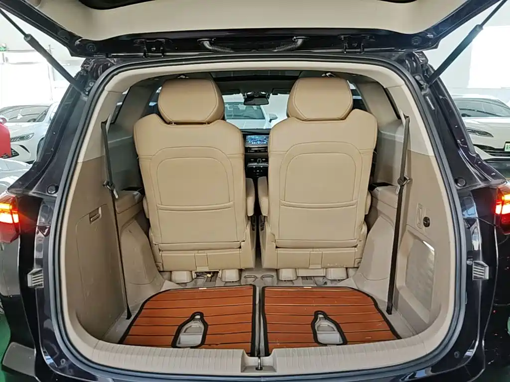Wuling Motors Wuling Victory 2023 2023 2.0L DHT Luxury Edition