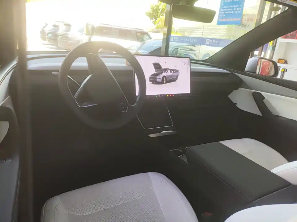 Tesla Model Y 2026 2026 Long Range Rear-Wheel Drive
