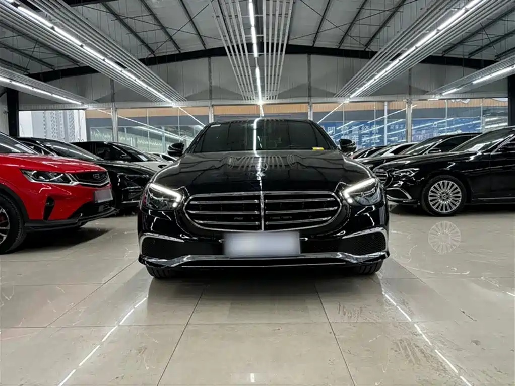 Mercedes-Benz E-Class 2023 E 260 L Sport фото 7