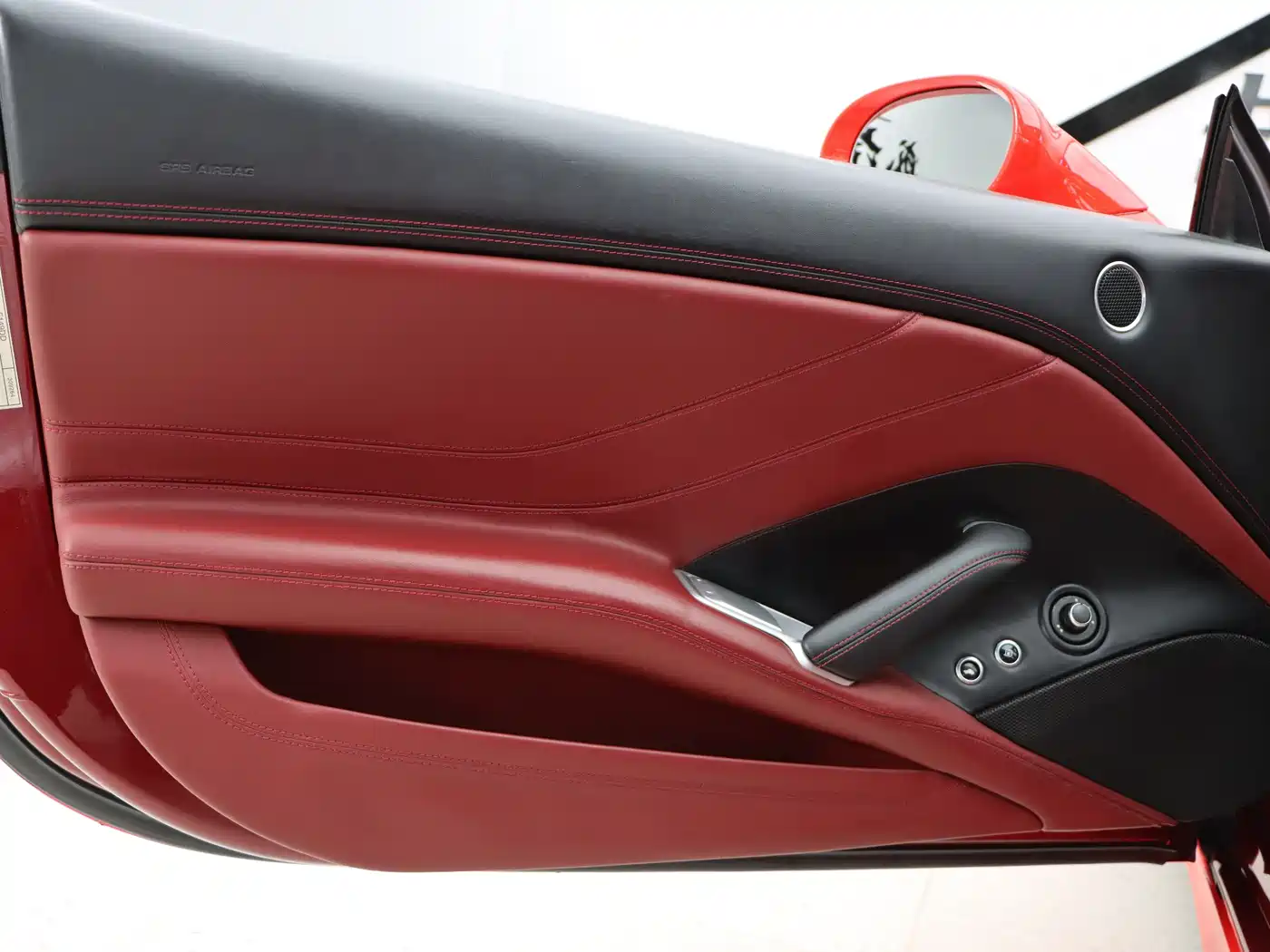 FERRARI CALIFORNIA T