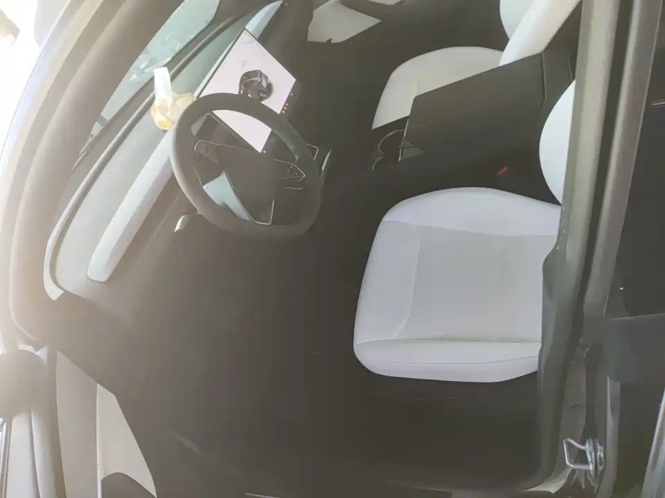 Tesla Model Y 2026 2026 Long Range Rear-Wheel Drive