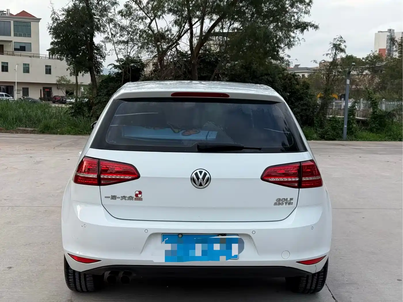 Volkswagen Golf 2016 230TSI Automatic Luxury фото 8