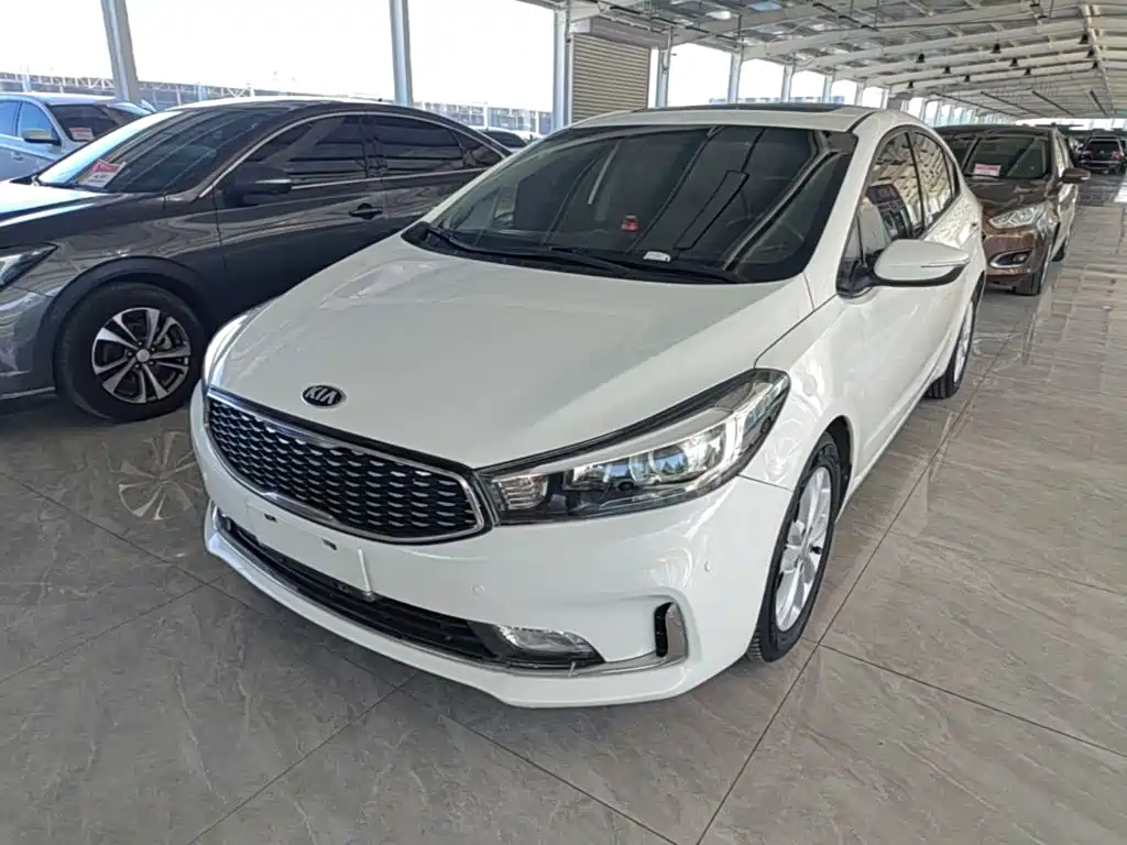 Фото 2 - Kia K3