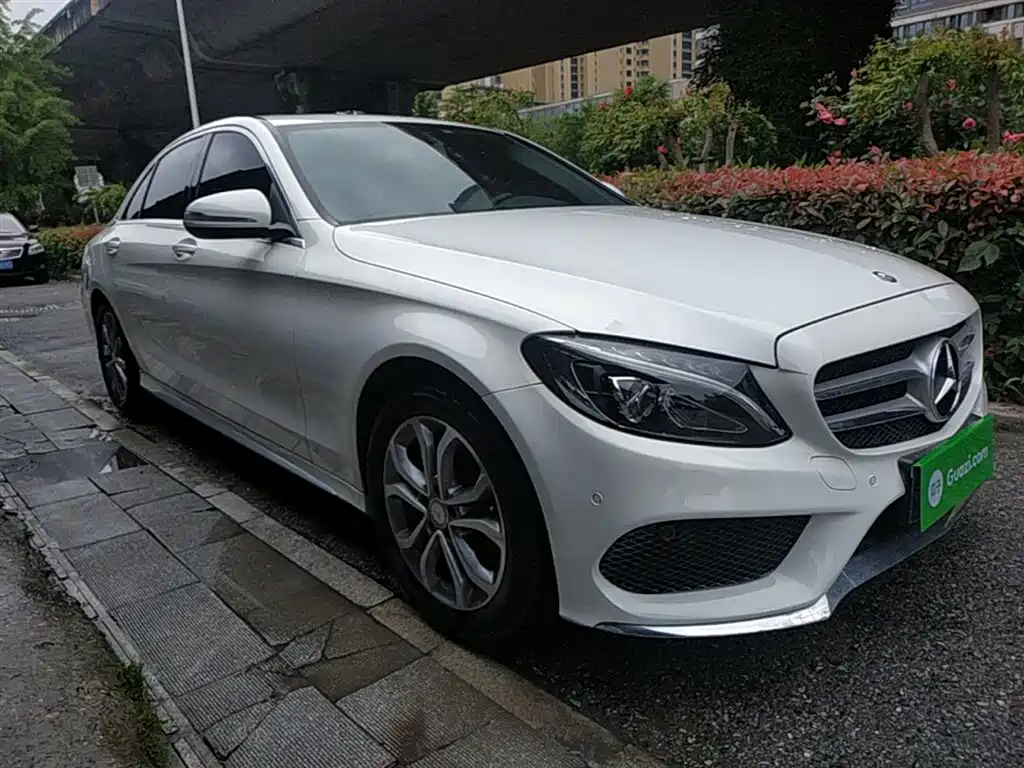 Mercedes-Benz C-Class 2017 C 180 L Sport фото 4