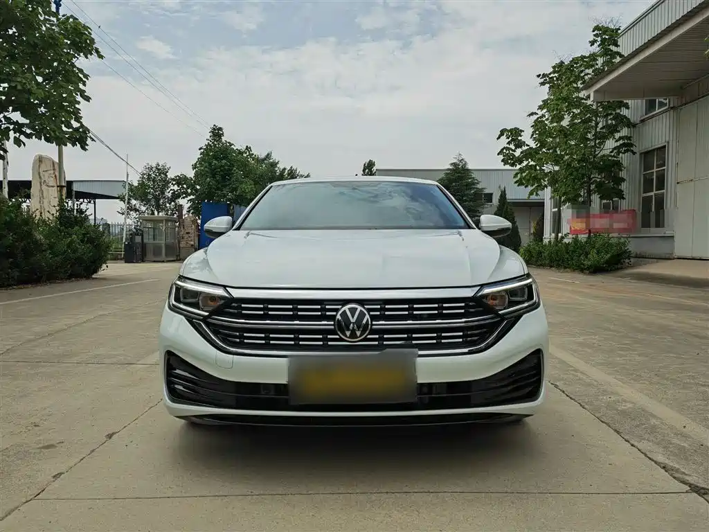 Volkswagen Sagitar 2025 Model Second Facelift 300TSI DSG Transcend Edition фото 4