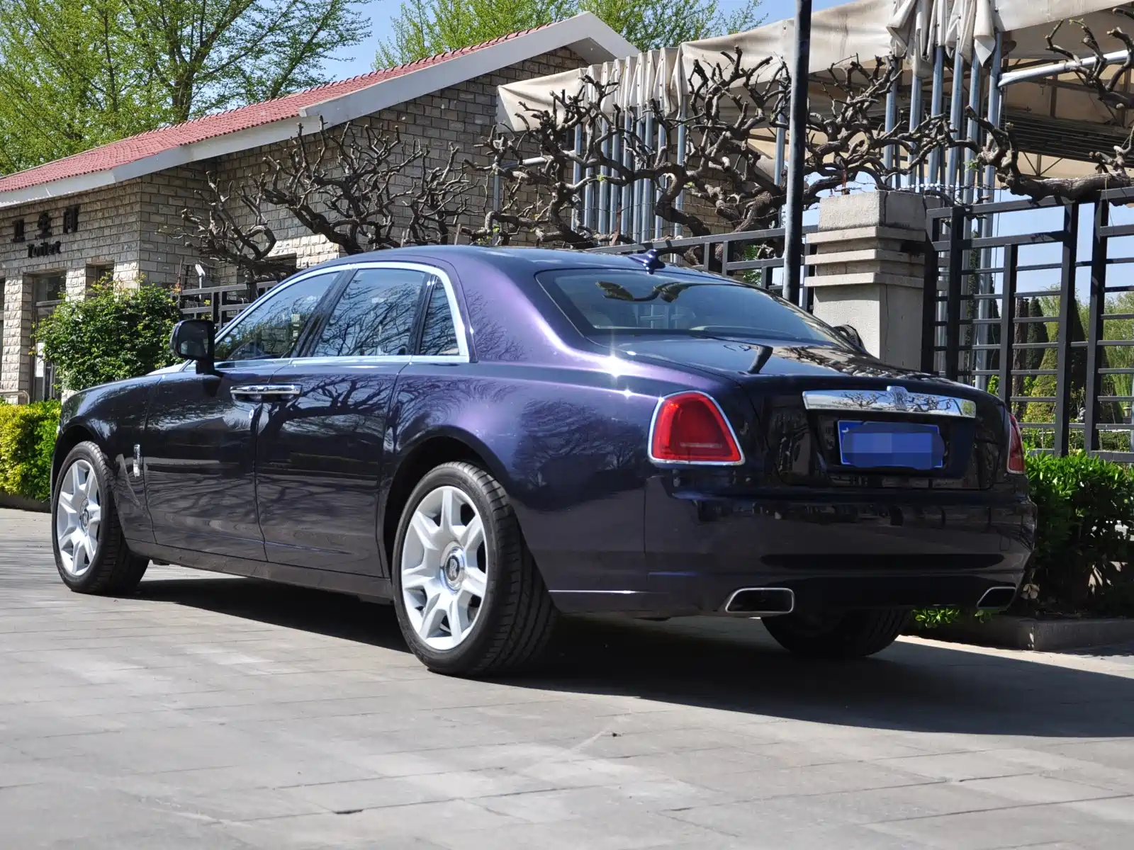 Фото 3 - Rolls-Royce Ghost