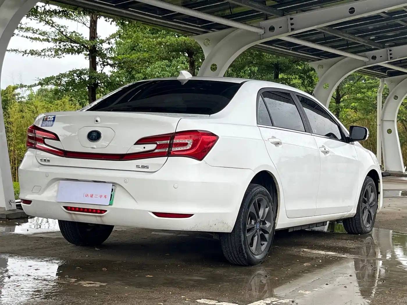 BYD Qin New Energy 2018 2017 1.5T Premium Model