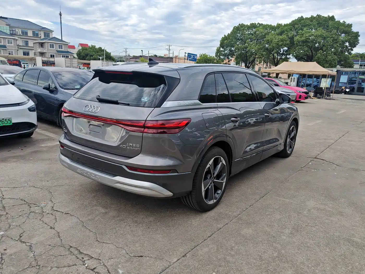 Audi Q5 e-tron 2024 2023 40 e-tron Starlight Edition Brocade Package