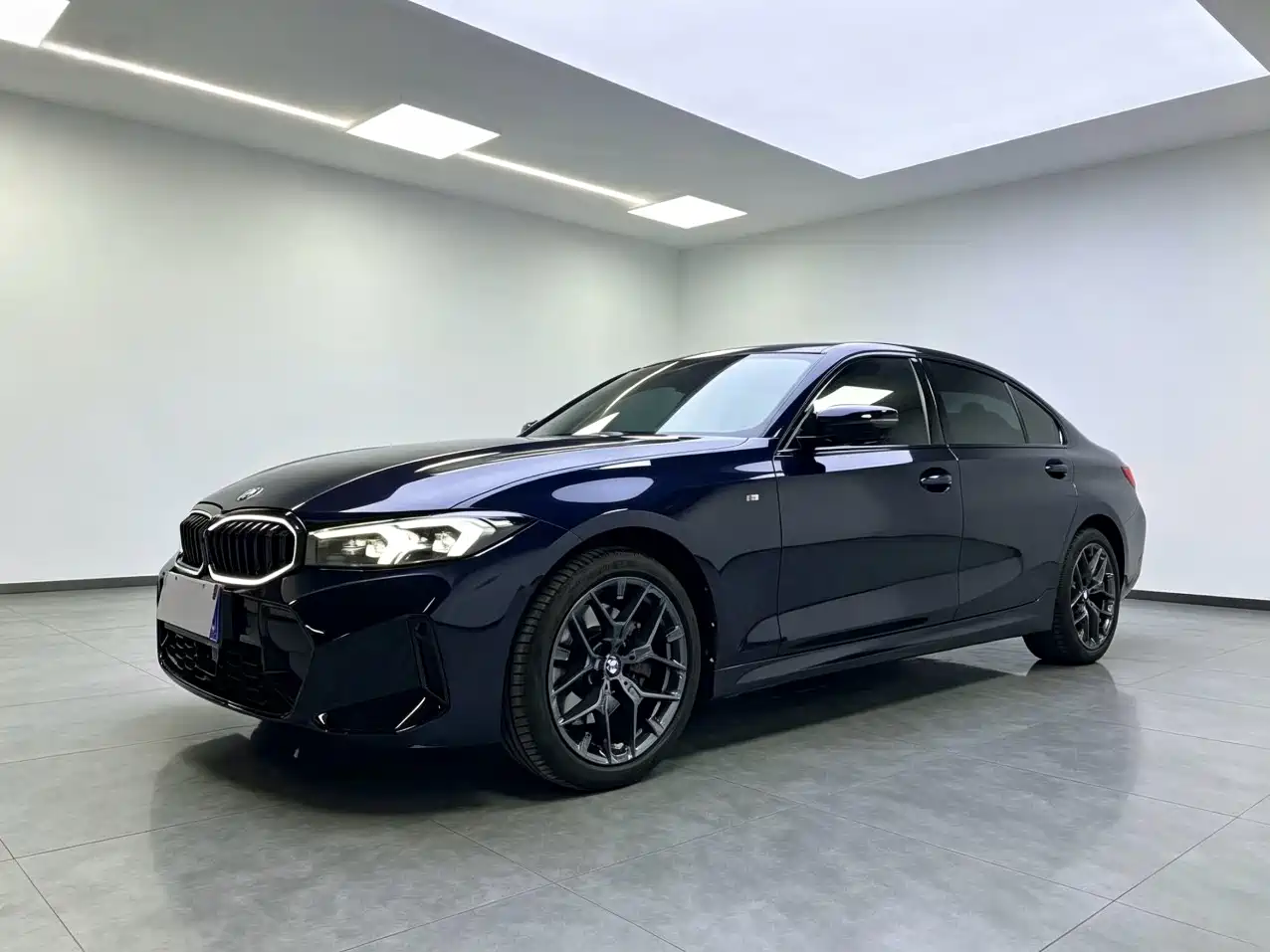 BMW 3 Series 2024 330Li M Sport Shadowline Package