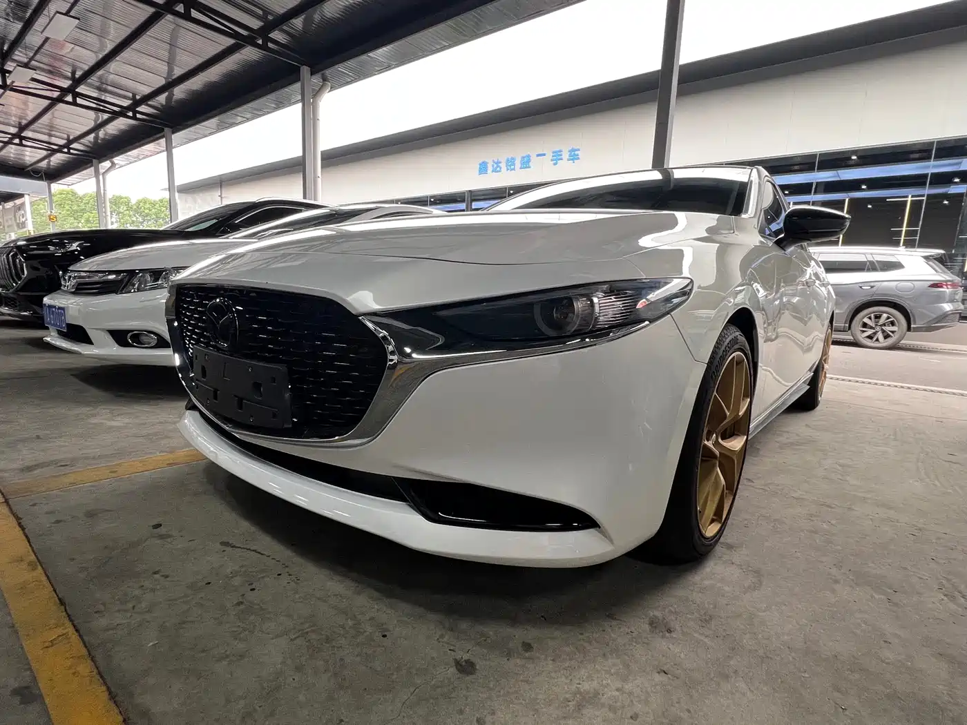 Mazda 3 Axela 2023 2.0L Auto Zhiya