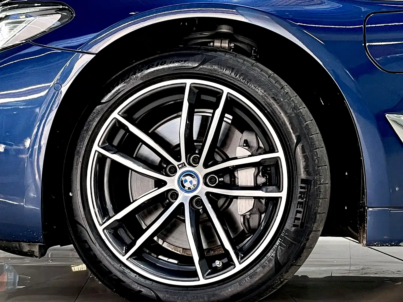 BMW 5 SERIES NEW ENERGY