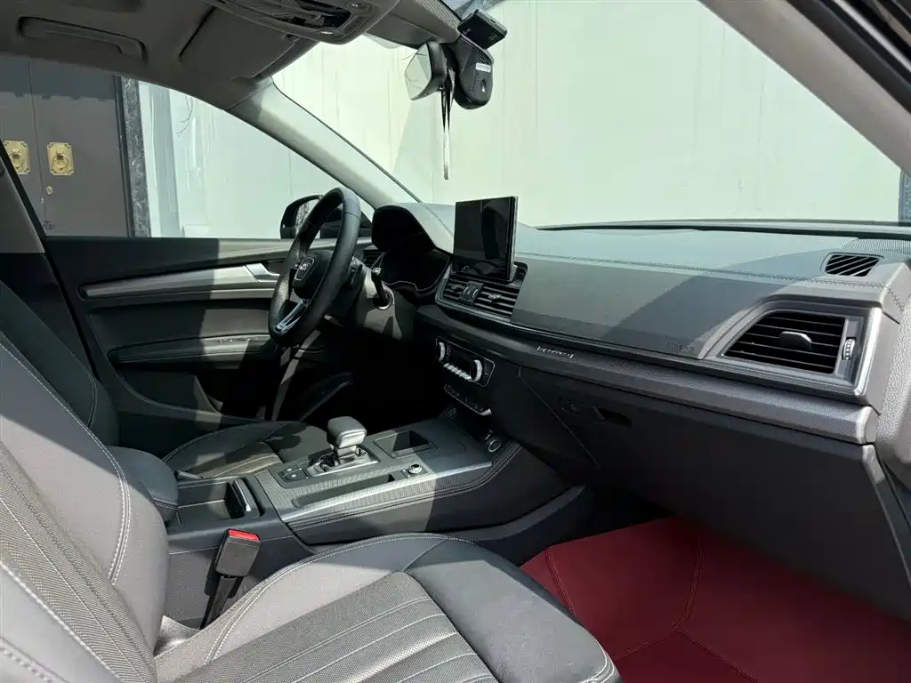 Audi Q5L 2022 40T Fashion Elegance фото 30