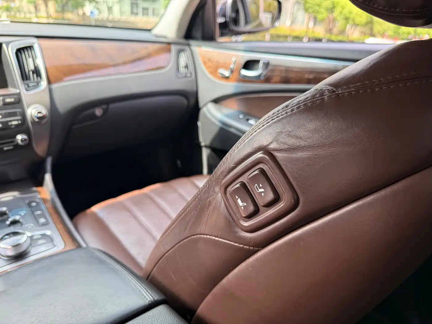 Hyundai Equus 2009 3.8 Premium Edition фото 14