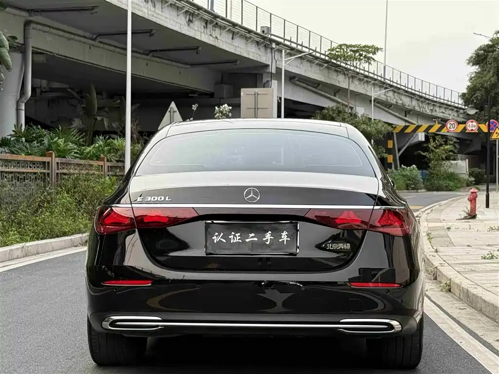 Mercedes-Benz E-Class 2024 Model E 300 L Luxury фото 21